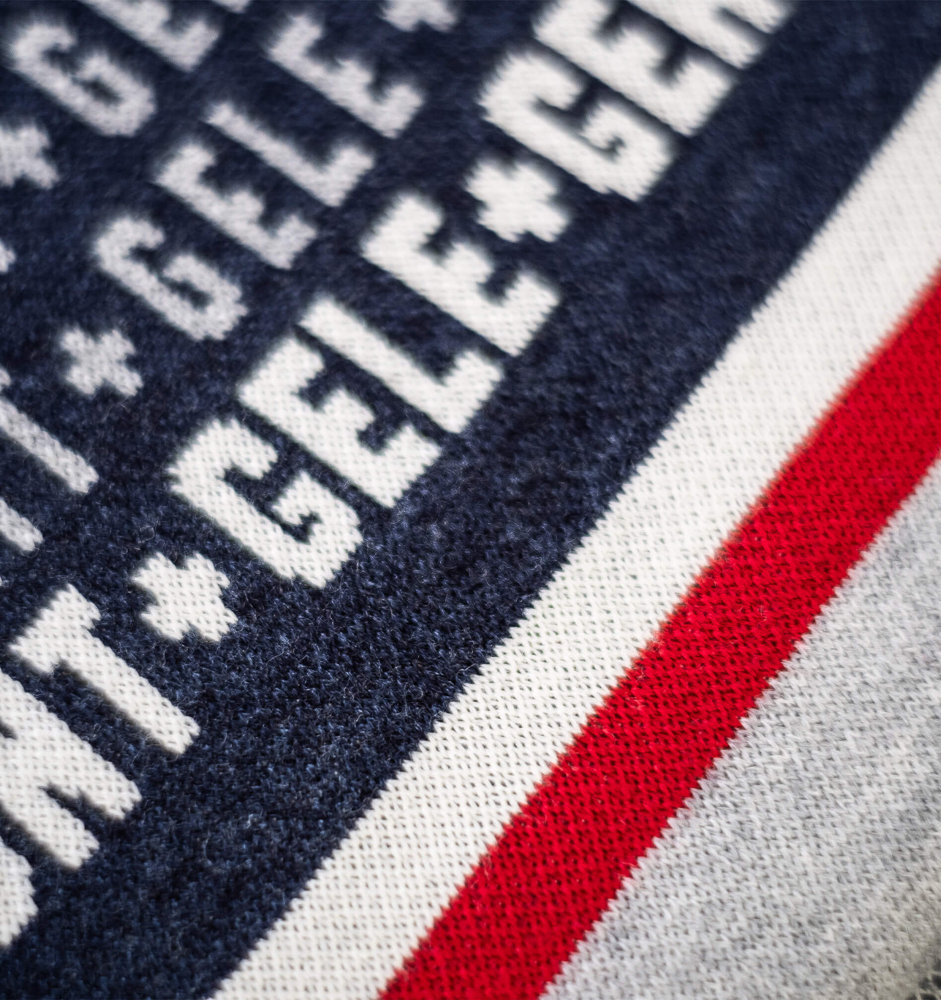 Merino Classic Scarf (160cm x 24cm) - Stone Grey / Fire Red / 160cm x 24cm