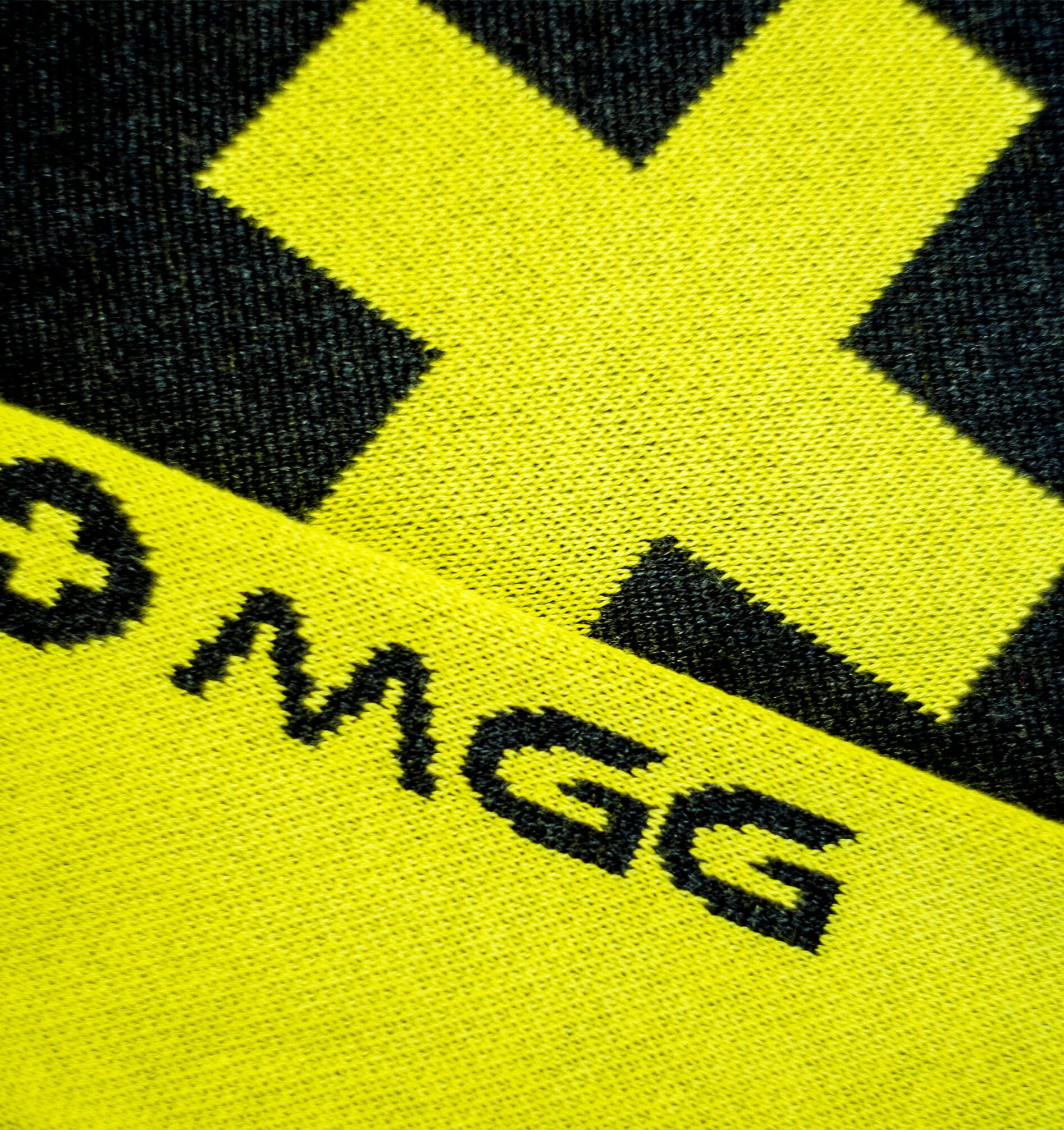 Abstract Merino Sweater - Lemon Yellow / Onyx Black / XS