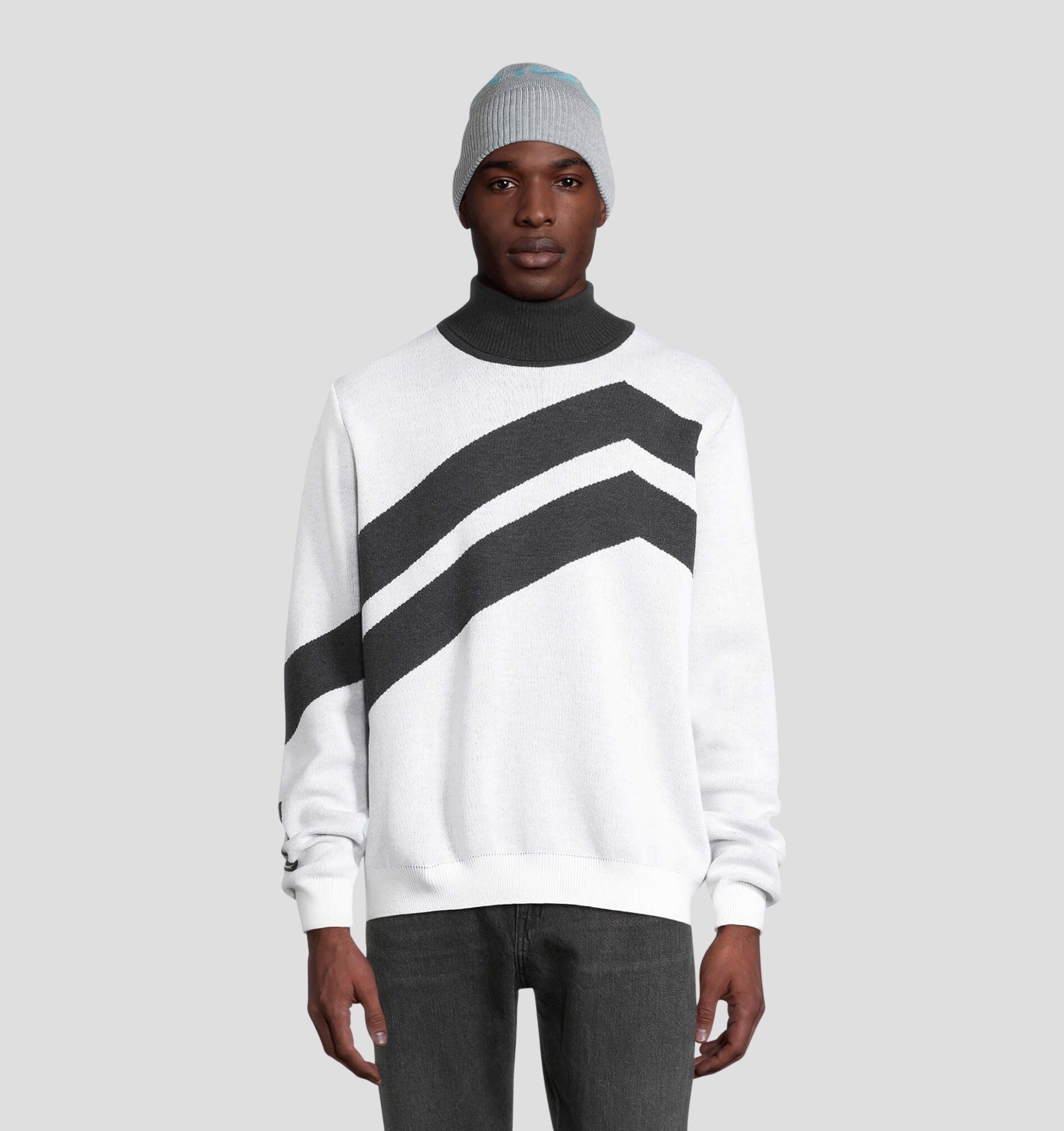 Merino Oversize Cuffed Beanie - Snow White / Navy Blue / One Size