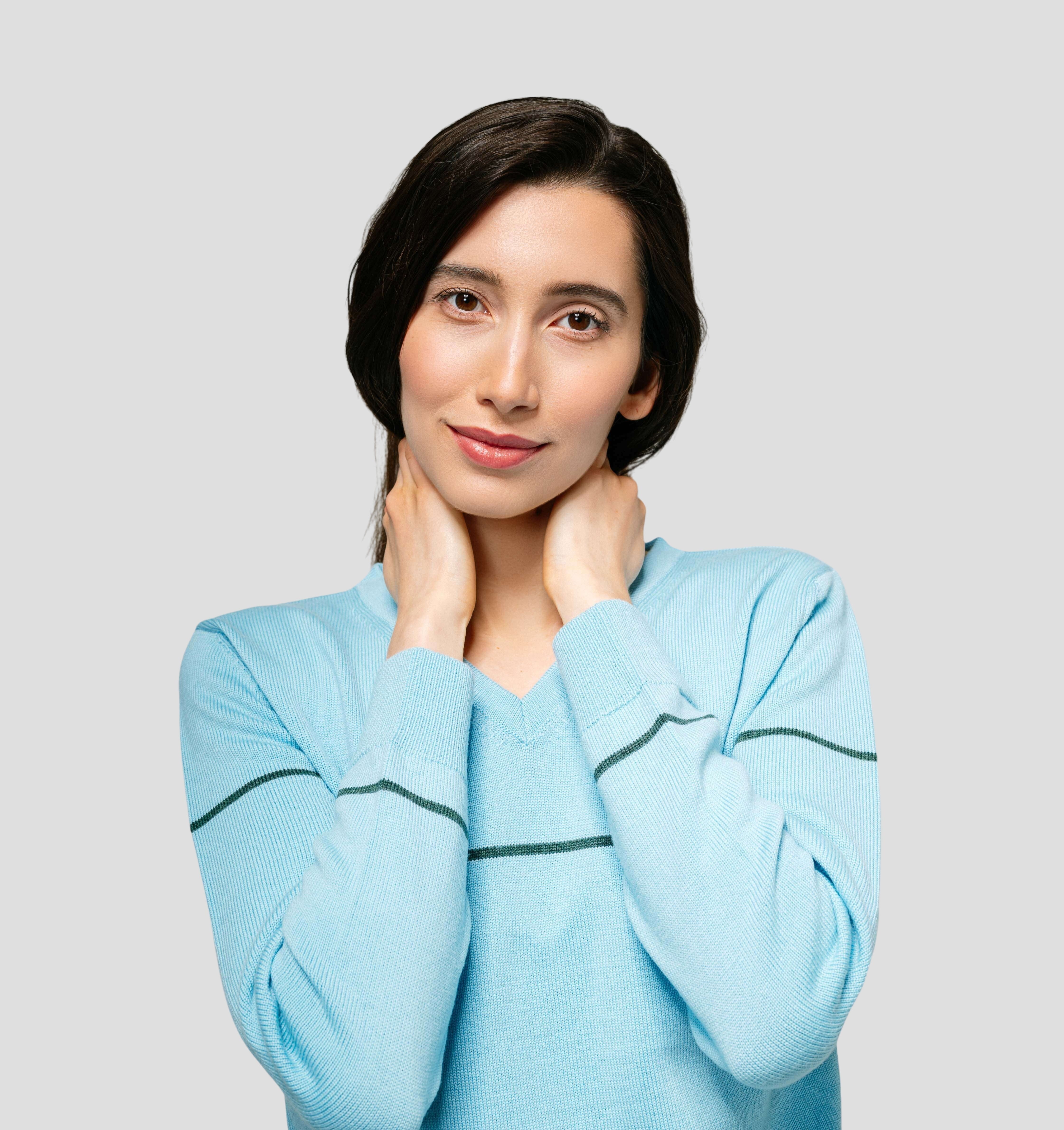 V-Neck Merino Sweater - Ice Blue / XS