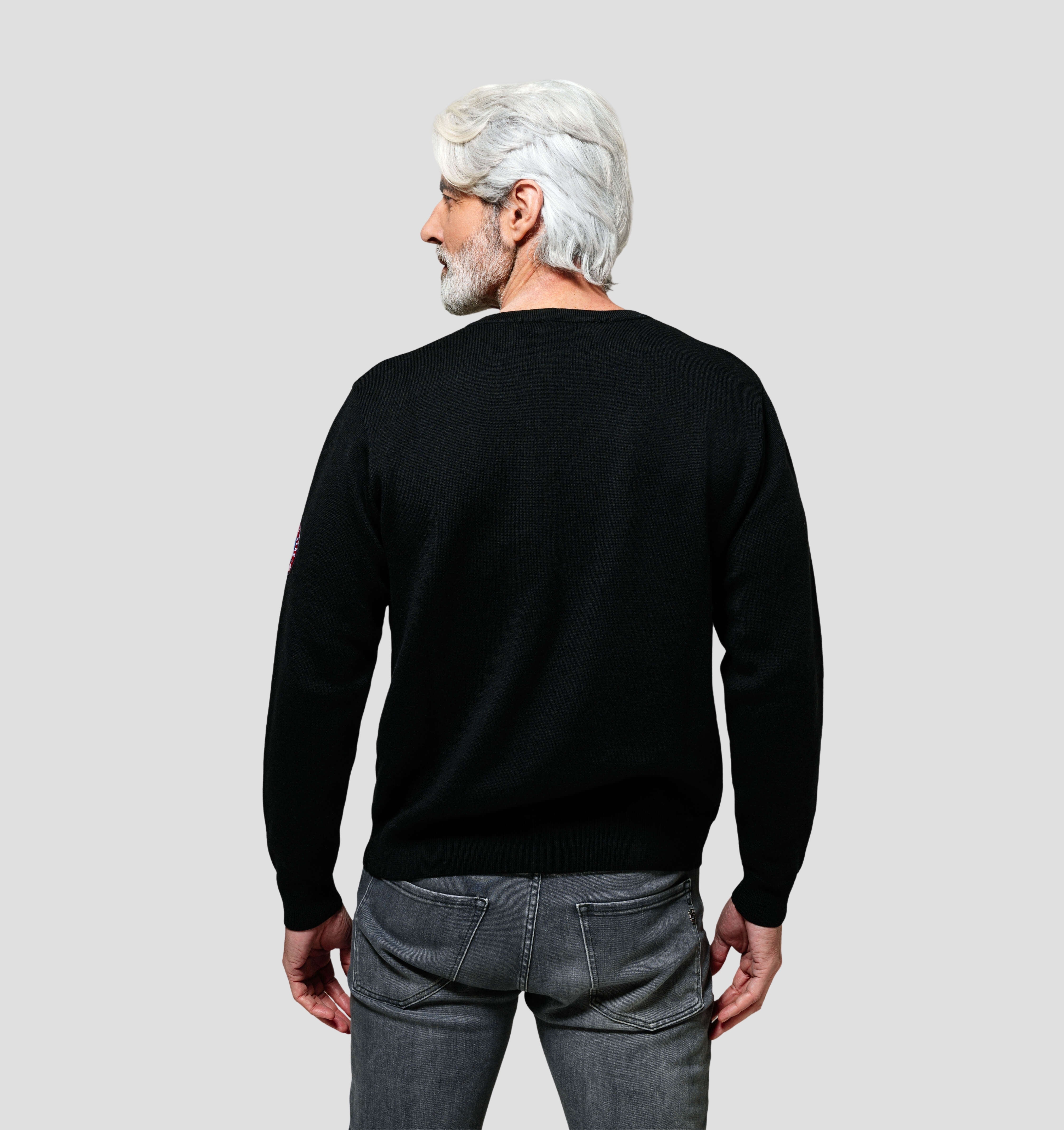 Classic Merino Sweater - Onyx Black / S