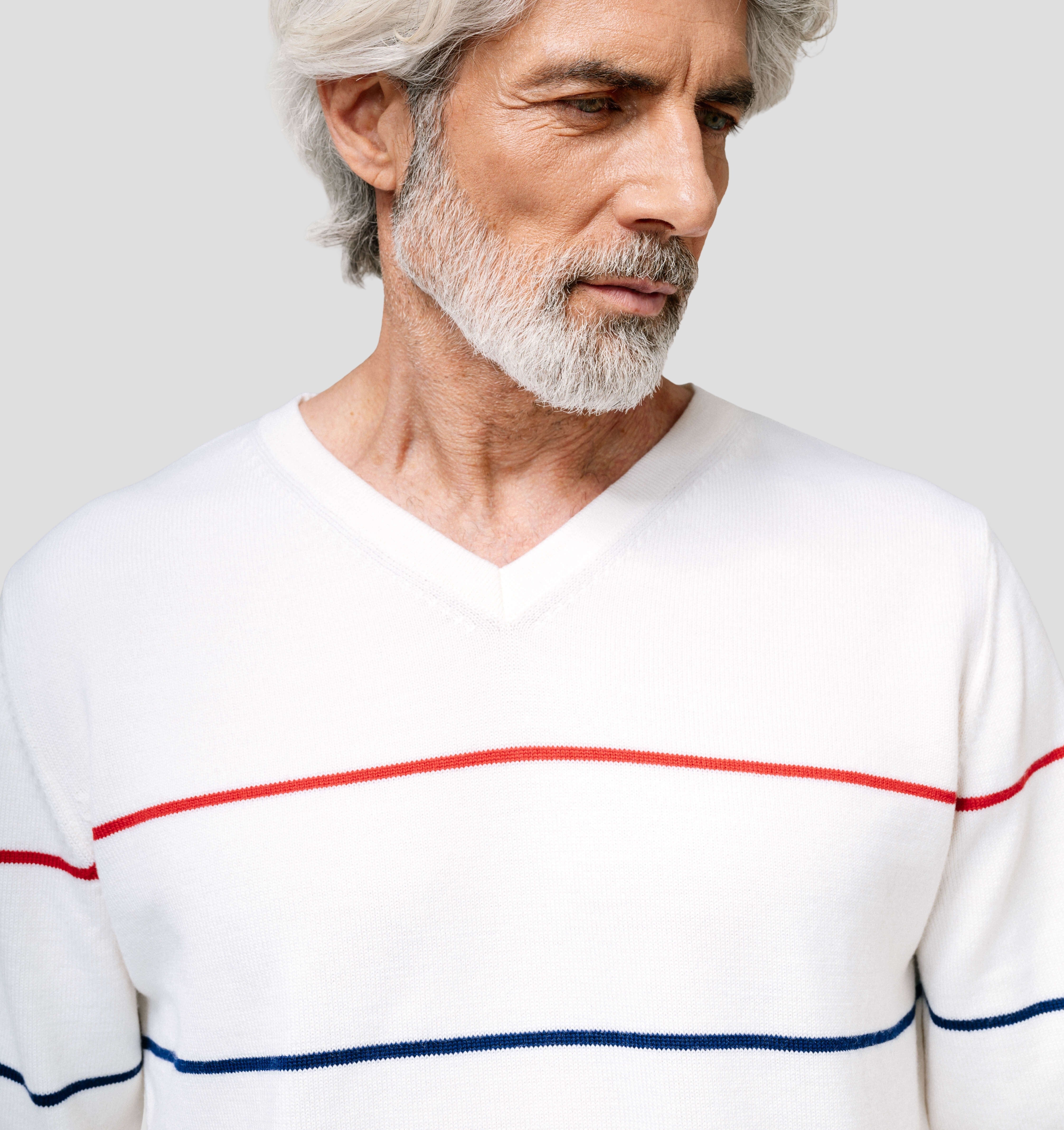V-Neck Merino Sweater - Cream White / S